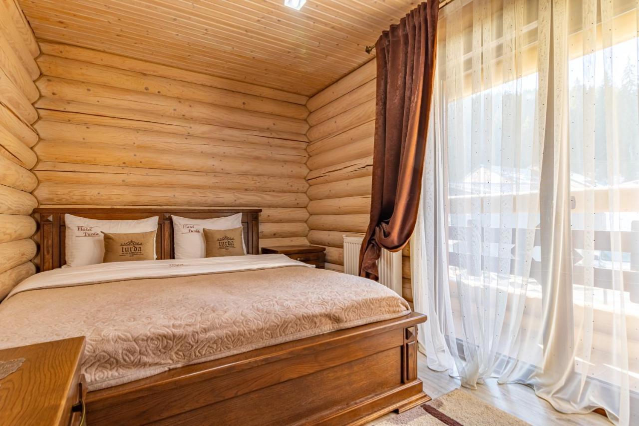 Guest House Turda Bukowel Zewnętrze zdjęcie