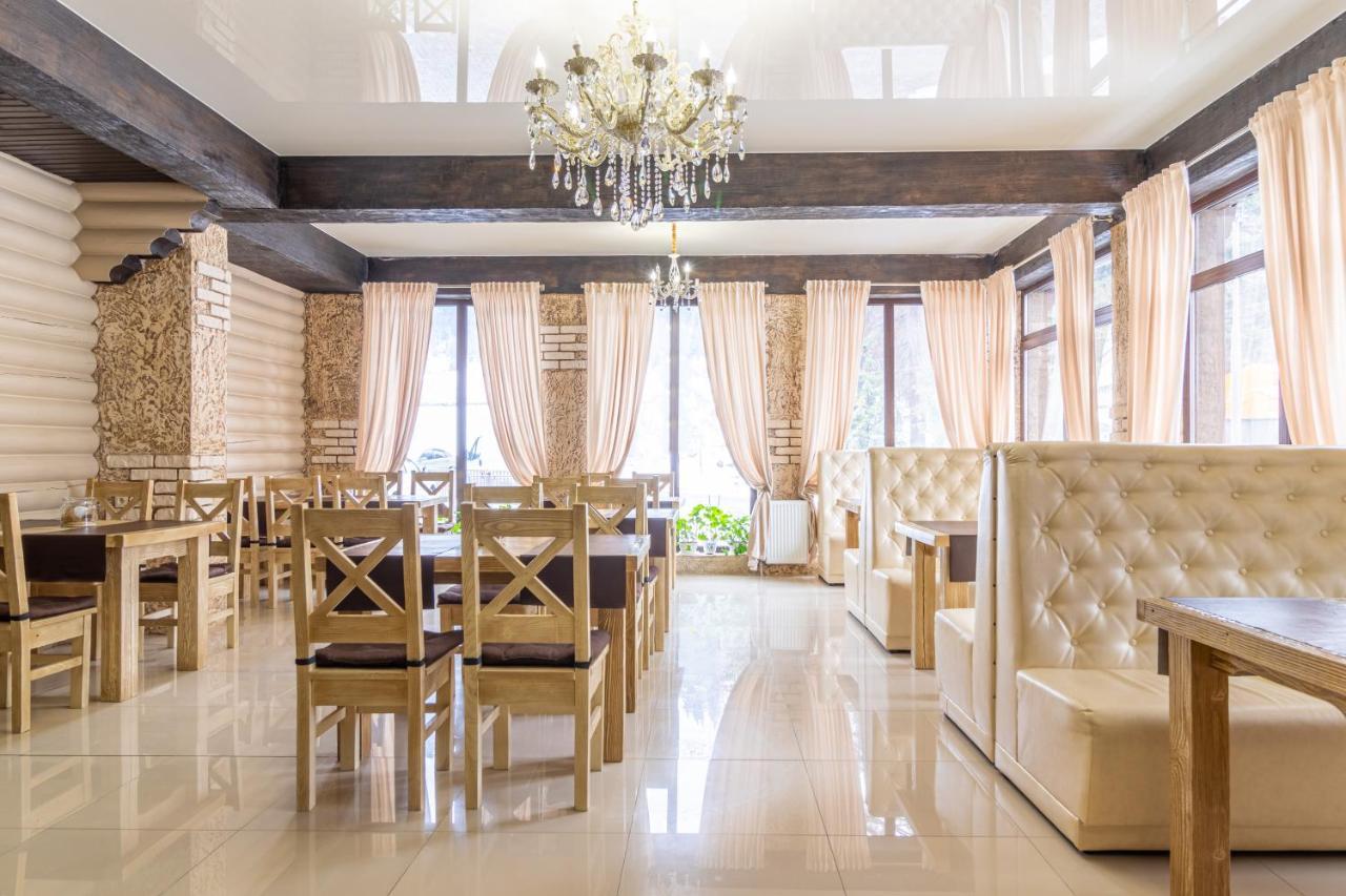 Guest House Turda Bukowel Zewnętrze zdjęcie
